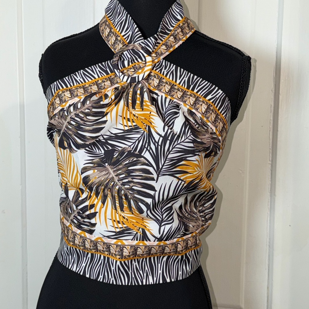 Milk & Honey medium Tropical Print Halter crop Top BOHO leaf Amazon culture